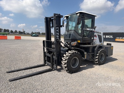 2026 Peng DE CY35H 7700 lb 4x4 Montacargas Todo Terreno (Sin Usar) / Rough Terrain Forklift (Unused)