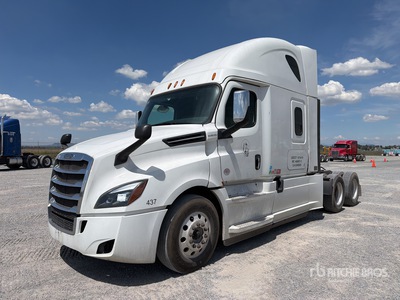 2018 Freightliner Cascadia 126 6x4 Tractocamion con Dormitorio / 3- Achs Sattelzugmaschine mit Schlafkabine