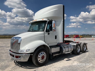 2018 International 8600 6x4 Tractocamion / 3-Achs Sattelzugmaschine