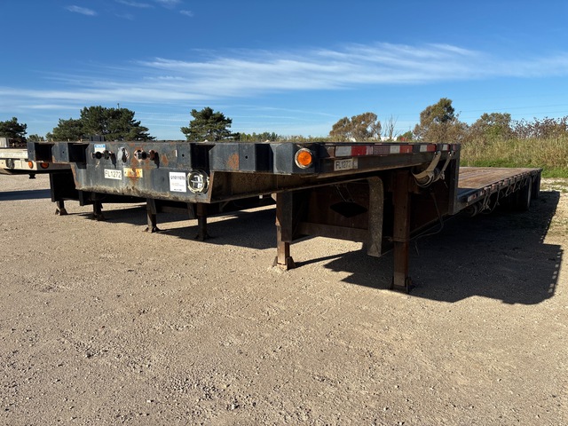 2005 Fontaine EDFT-7-8048WSAWK 48 ft T/A Spread Axle Step Deck Trailer