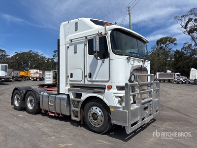 2014 Kenworth K200 6x4 Aerodyne Cabina con cuccetta per trattore stradale