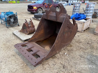 38 in Q/C Digging Excavator Bucket - Fits 250 Series