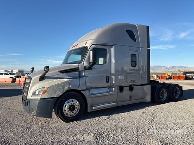 2020 Freightliner Cascadia 126 تراكتور شاحنة كابينة النوم (ثنائية المحور)