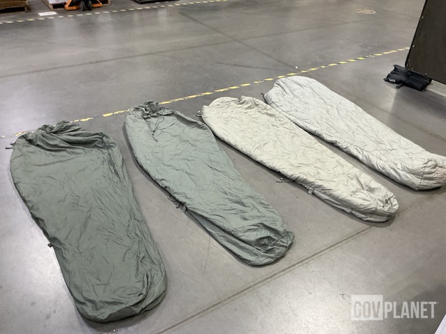 (103) Sleeping Bags