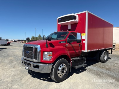 2025 Ford F-750 4x2 Camiones