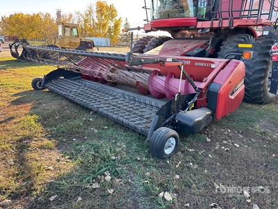 2014 Case IH 3016 15 ft Combine Pickup Header