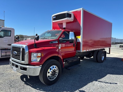 2025 Ford F-750 4x2 Camiones