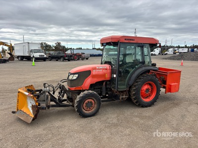 2011 Kubota M7040 4WD Tracteur agricole utilitaire