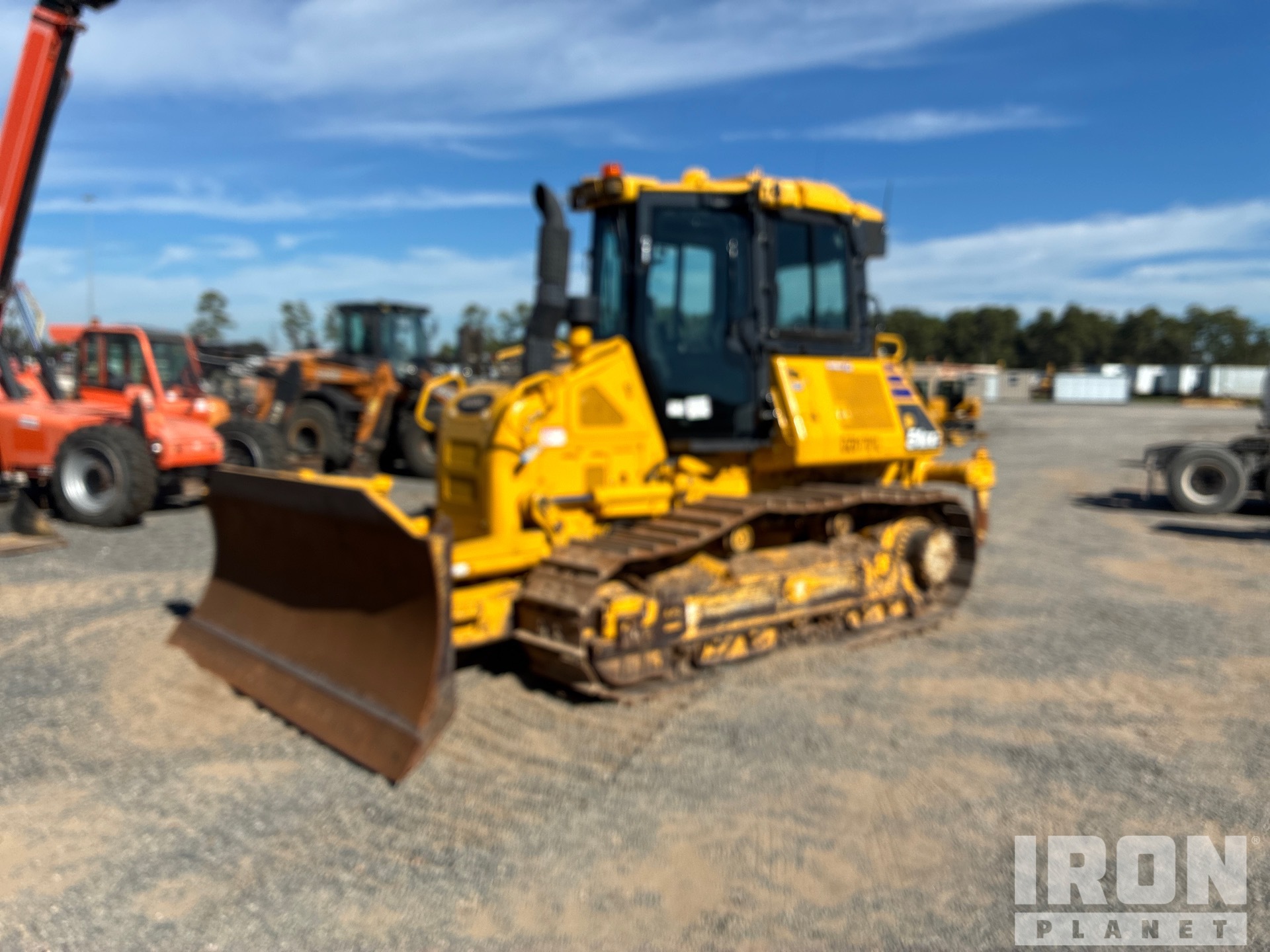 2023 Komatsu D51EXI-24 Tractor de cadenas