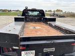Configuration with Bed Body