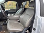 Cab with Seats/armrests