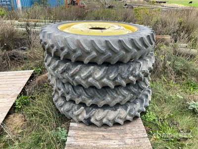 Quantity of (4) Firestone 320/90R46 Sprayer Tires