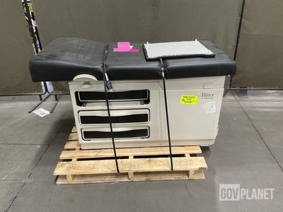 Midmark Ritter 204 Examination Table
