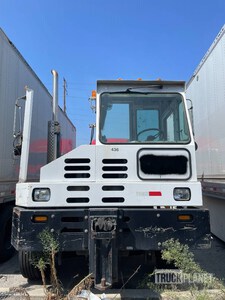 2013 Capacity TJ5000 Spotter Truck (Inoperable)