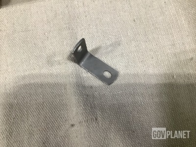 (1,060) SAE MS9228-22 Angle Brackets