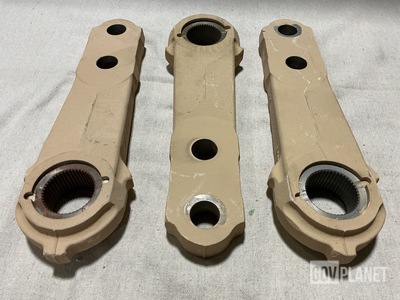 (48) Oshkosh 3310447 Steering Pitman Arms