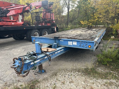 1995 Trail-Eze D15T 30000 lb 24 ft T/A Tilt Deck Trailer