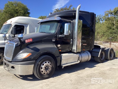 2019 International LT625 6x4 T/A Sleeper Truck Tractor