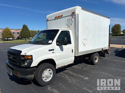 2011 Ford E-350 Super Duty Van Truck