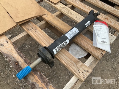 Dana 915806-1618 Propeller Shaft