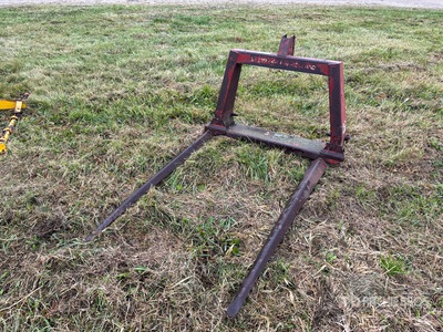 New Holland 80 60 in 3-Point Bale Forks