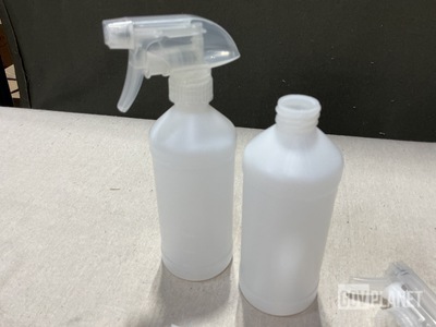 (432) Alphapointe BOT1031 60 oz Plastic Spray Bottles