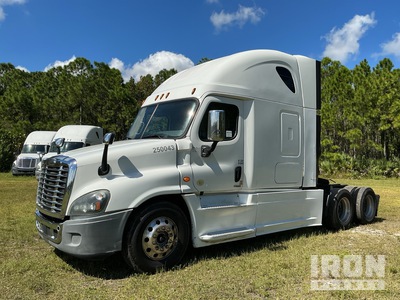2017 Freightliner CA125 6x4 Cabina con cuccetta per trattore stradale