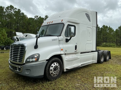 2017 Freightliner CA125 6x4 Cabina con cuccetta per trattore stradale