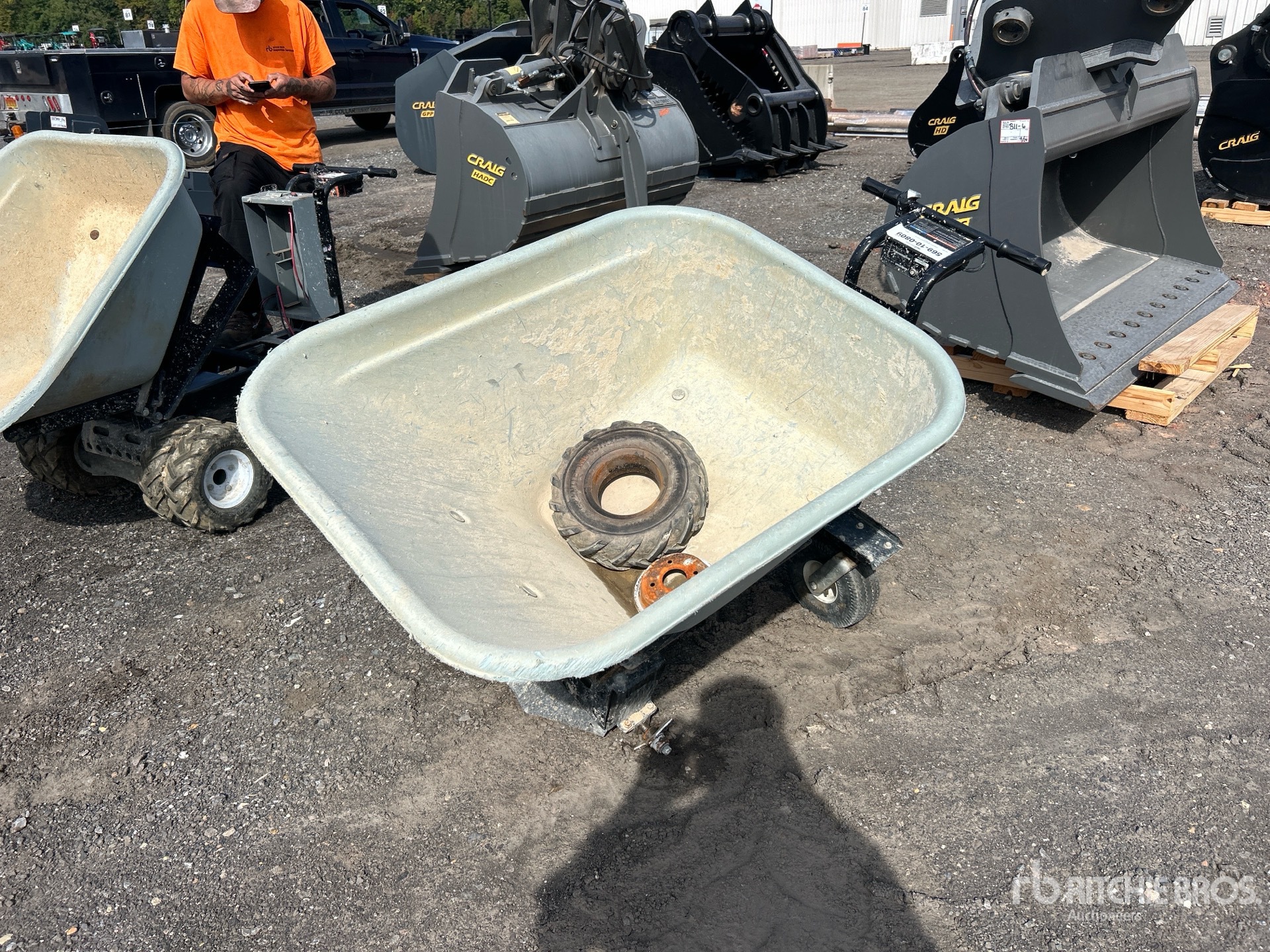 2022 Overland EC-C600-8FP Walk-Behind Electric Concrete Buggy