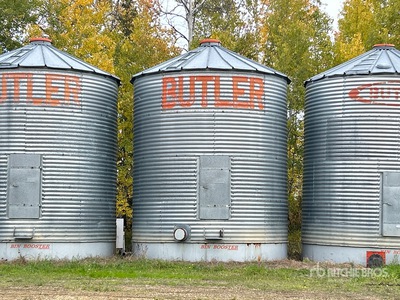 Butler +/- 1900 bu 4 Ring Grain Bin