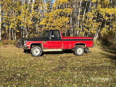 1986 GMC Wrangler 4x4 Pickup