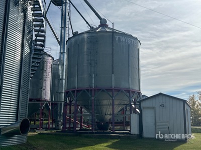 Twister +/- 6000 bu 5 Ring Hopper Grain Bin