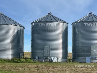 Twister +/- 4400 bu 5 Ring Grain Bin