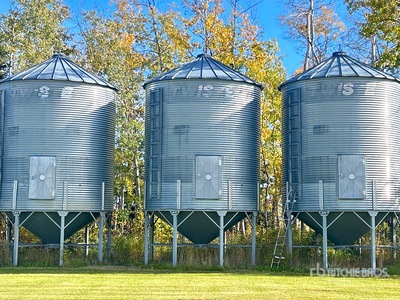 Twister +/- 2100 bu 5 Ring Hopper Grain Bin