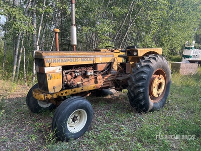1965 Minneapolis Moline M670 2WD Tractor