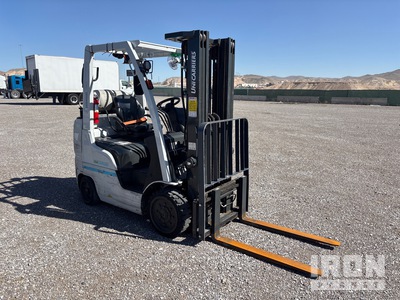 General Appearance - Lift Truck* with Imagen: esquina delantera derecha