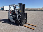 General Appearance - Lift Truck* with Imagen: esquina delantera derecha