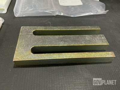 (495) 12518696 Plate Spacers