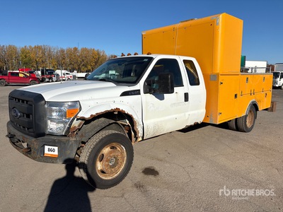 2011 Ford F-550 4x4 Extended Cab Service Truck