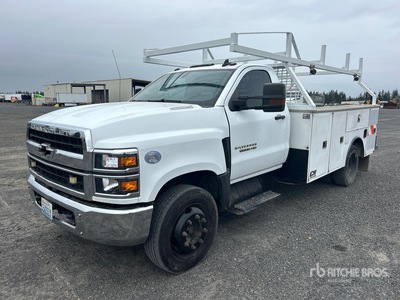 2020 Chevrolet Silverado 5500 HD 4x2 Utility Truck