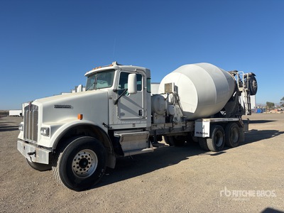 2013 Kenworth W900 6x4 Betonomieszarka