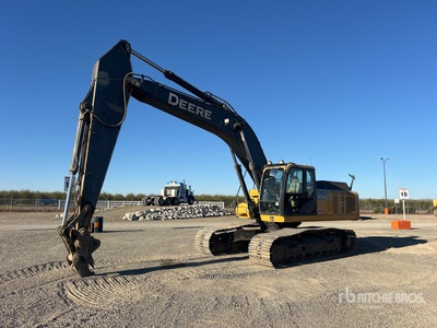2013 John Deere 350GLC Tracked Excavator