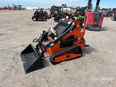 2026 SDLOOL SL36C Mini Compact Track Loader