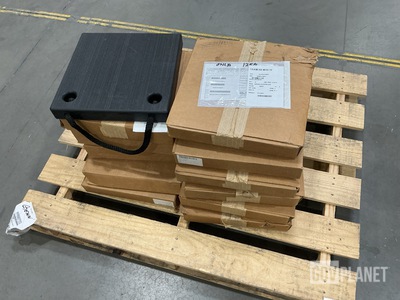 (12) Bigfoot Outrigger Pads