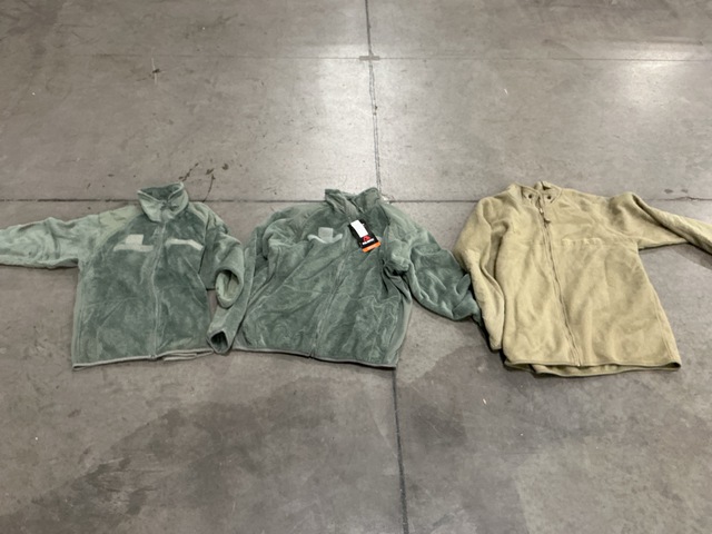(1) Extreme Cold Weather Parka Liner & (31) Cold Weather Jackets