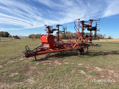 Morris CP525 25 ft Cultivator