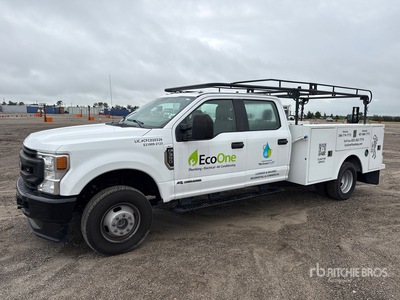 2021 Ford F-350 XL 4x4 Crew Cab Utility Truck