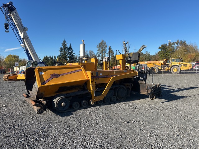 1997 Blaw-Knox PF-5510 Track Asphalt Paver