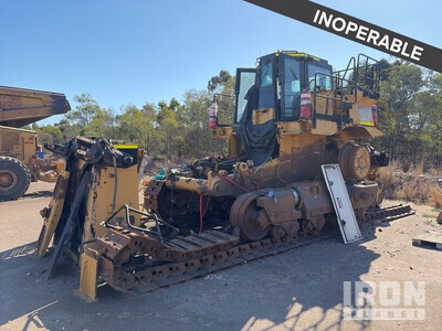 2011 Cat D10T جرافة مجنزرة (Inoperable)