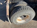 4 Underbody - Truck with 